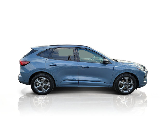 Certified 2023 Ford Escape ST-Line w/ Tech Pack #1 FWD image 8