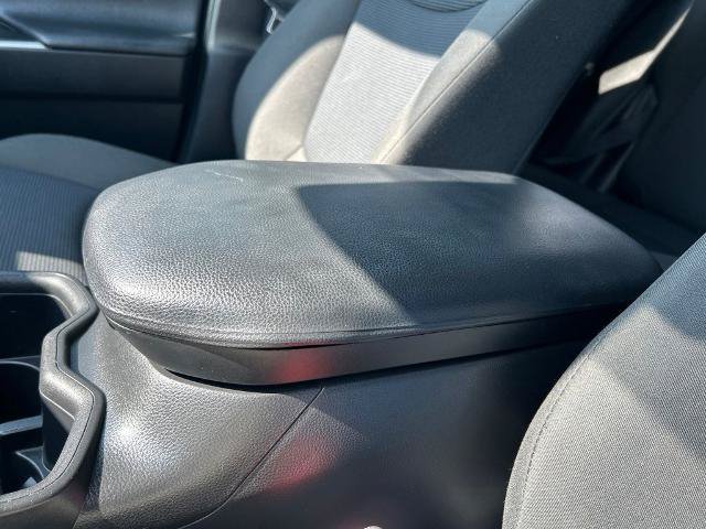 Used 2022 Toyota RAV4 LE FWD image 34