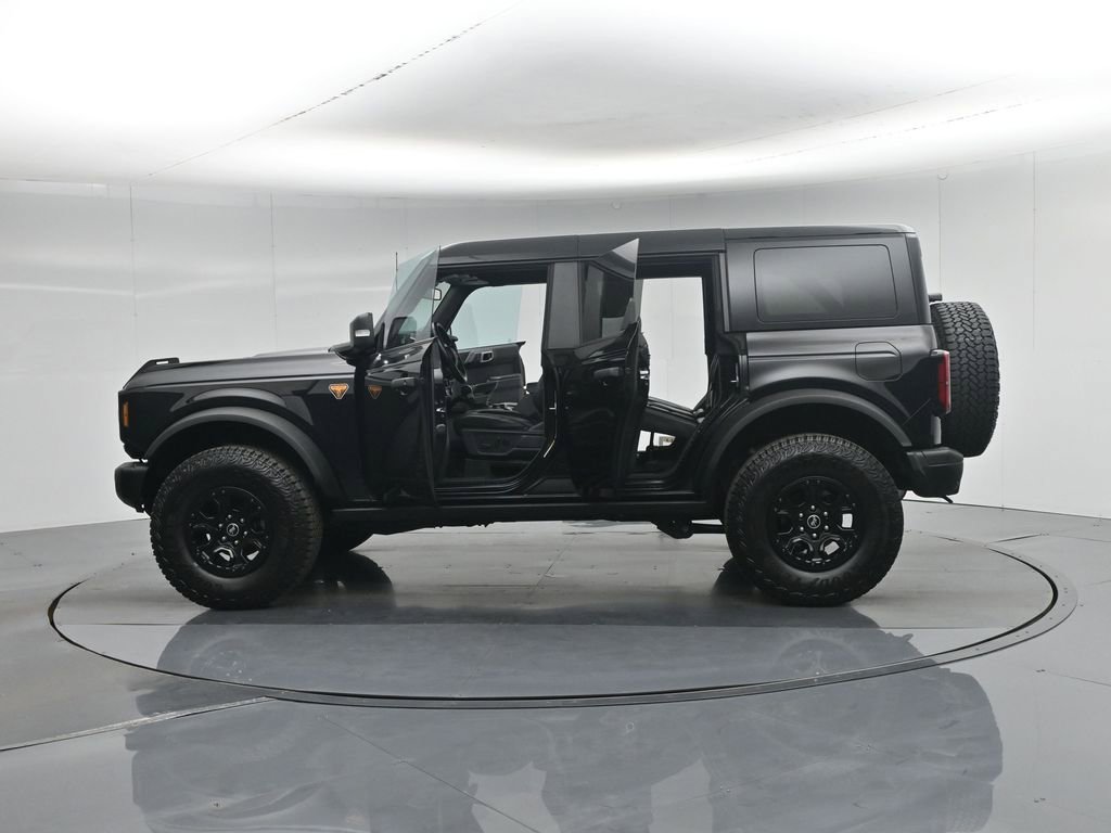 Certified 2025 Ford Bronco Badlands AWD/4WD image 37