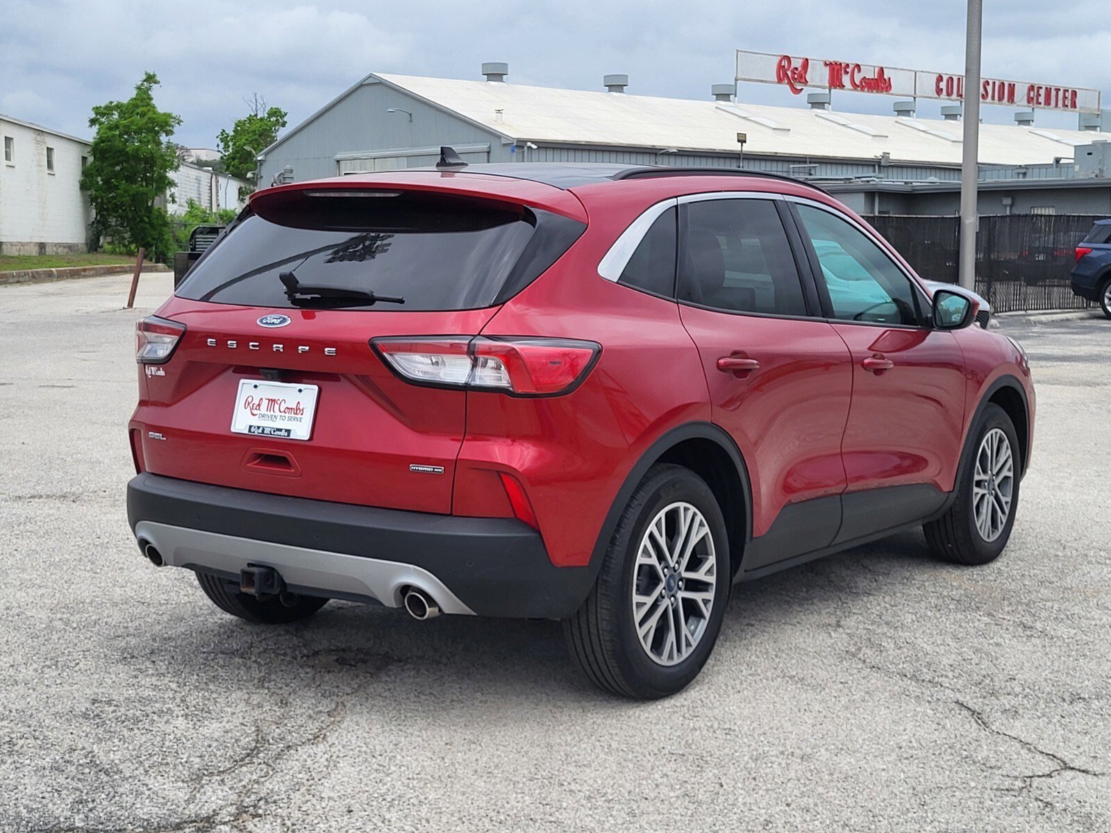 Certified 2022 Ford Escape SEL w/ Class II Trailer Tow Package image 3