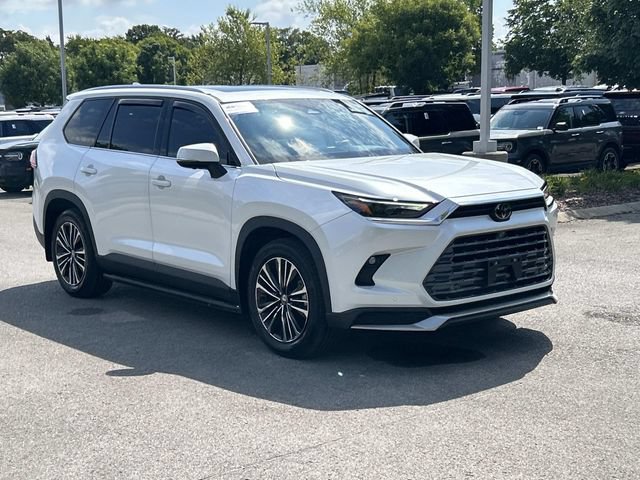 Used 2024 Toyota Grand Highlander AWD Hybrid image 3