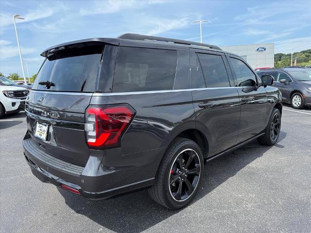 Certified 2024 Ford Expedition Limited AWD/4WD image 7