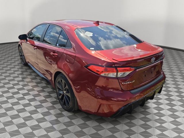 Used 2023 Toyota Corolla SE FWD image 3