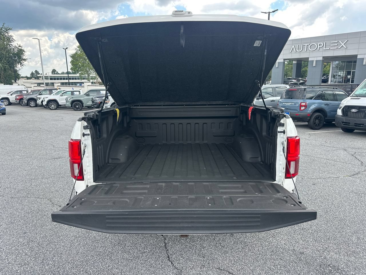 Certified 2020 Ford F150 Lariat RWD image 20