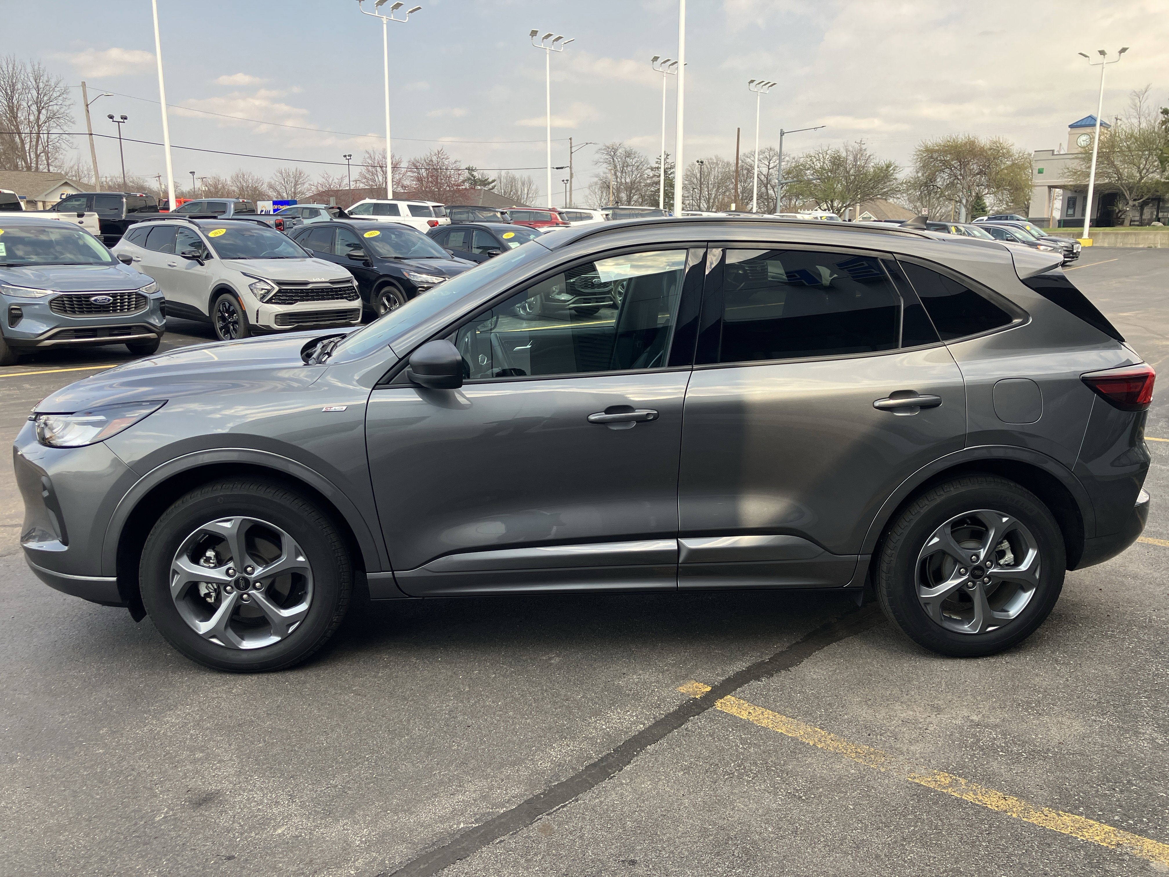 Certified 2024 Ford Escape ST-Line w/ Tech Pack #1 AWD/4WD image 2