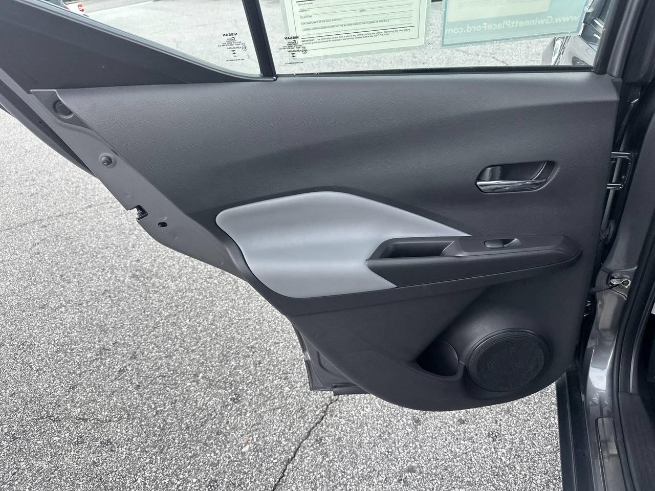 Used 2023 Nissan Kicks SR w/ SR Premium Package FWD image 23