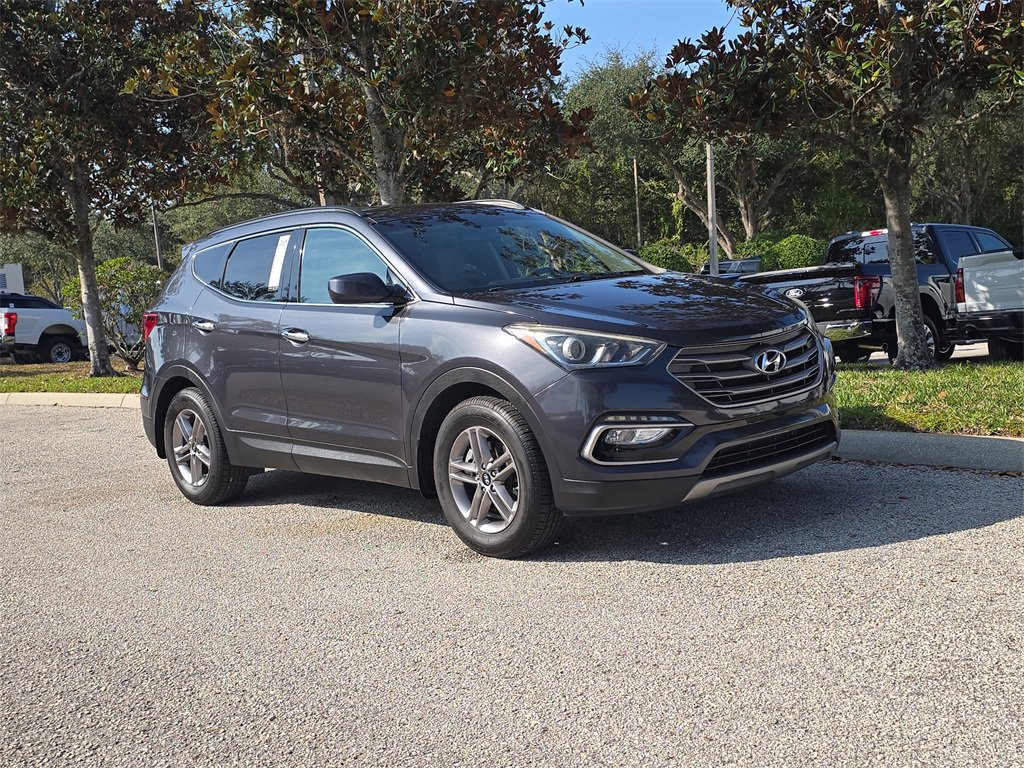 Used 2017 Hyundai Santa Fe Sport image 2