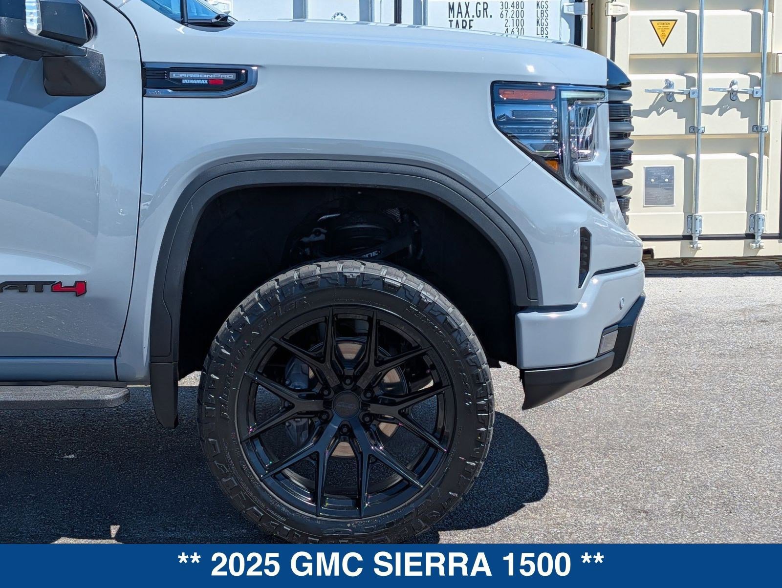 Used 2025 GMC Sierra 1500 AT4 w/ AT4 Premium Package image 12