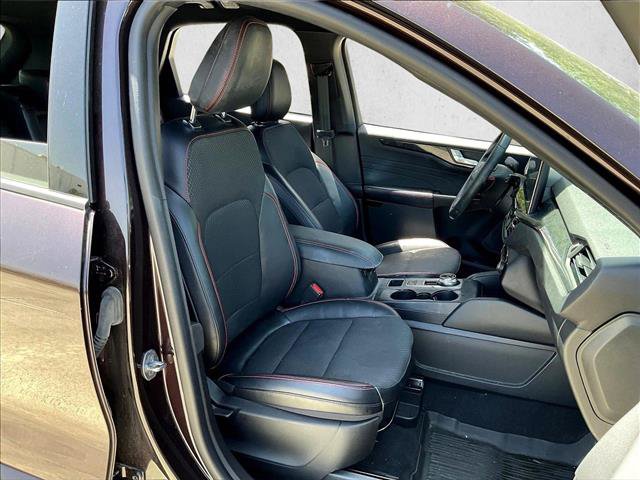 Certified 2023 Ford Escape ST-Line w/ Tech Pack #1 FWD image 8