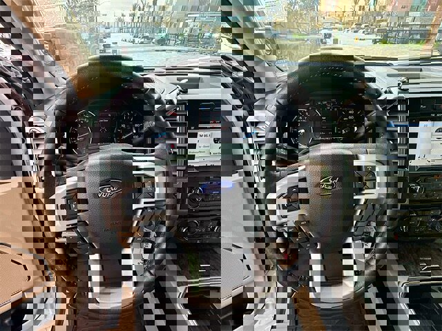 Certified 2017 Ford F250 Lariat w/ Chrome Package image 11