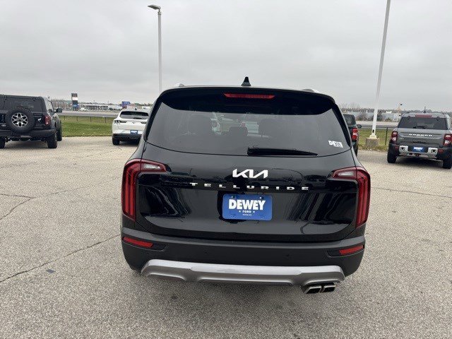 Used 2022 Kia Telluride EX image 7