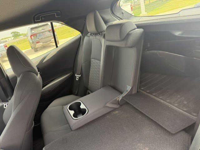 Used 2023 Toyota Corolla SE w/ SE Premium Package FWD image 29