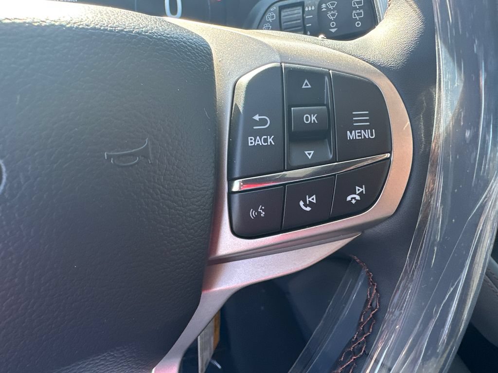 Certified 2026 Ford Explorer Active RWD image 26