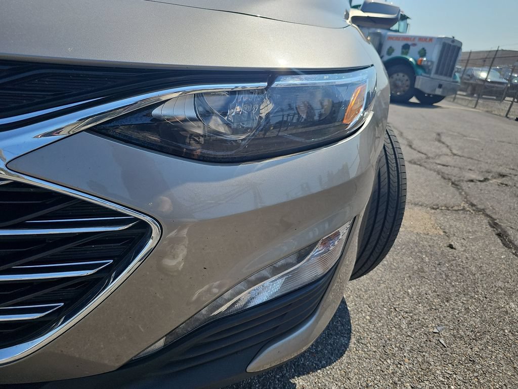 Used 2024 Chevrolet Malibu LT FWD image 30
