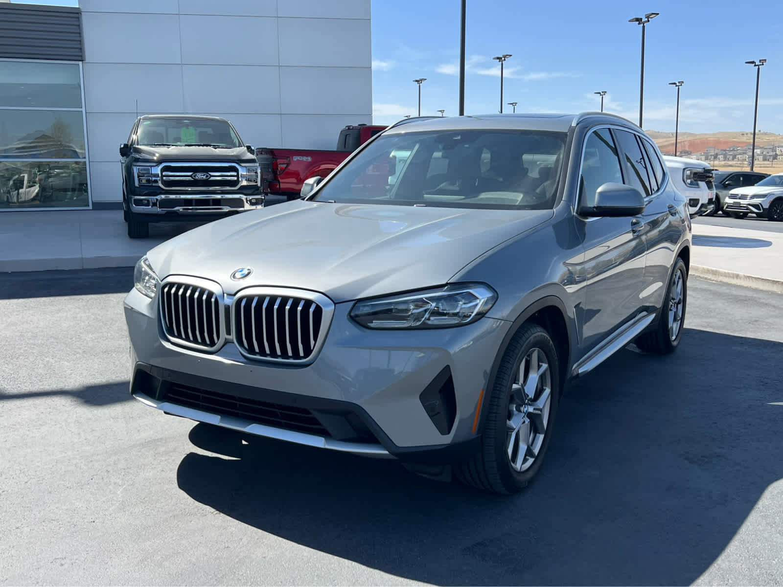 Used 2023 BMW X3 xDrive30i w/ Convenience Package image 2