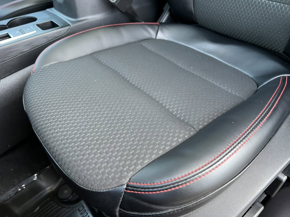 Certified 2023 Ford Escape ST-Line Select w/ Tech Pack #2 image 13