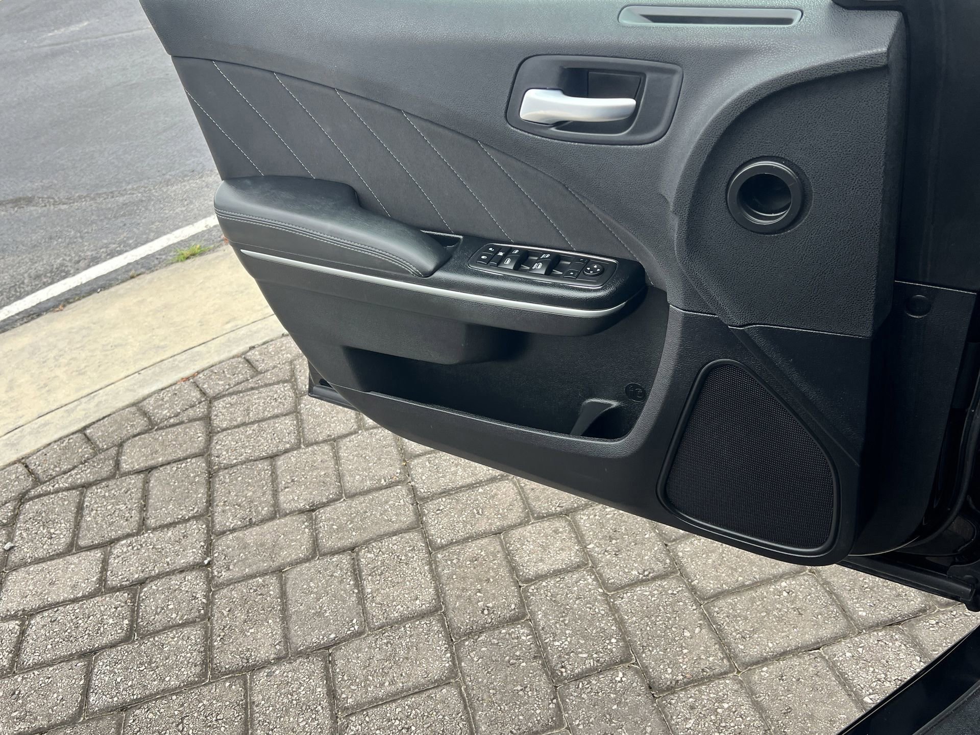 Used 2023 Dodge Charger SXT image 21