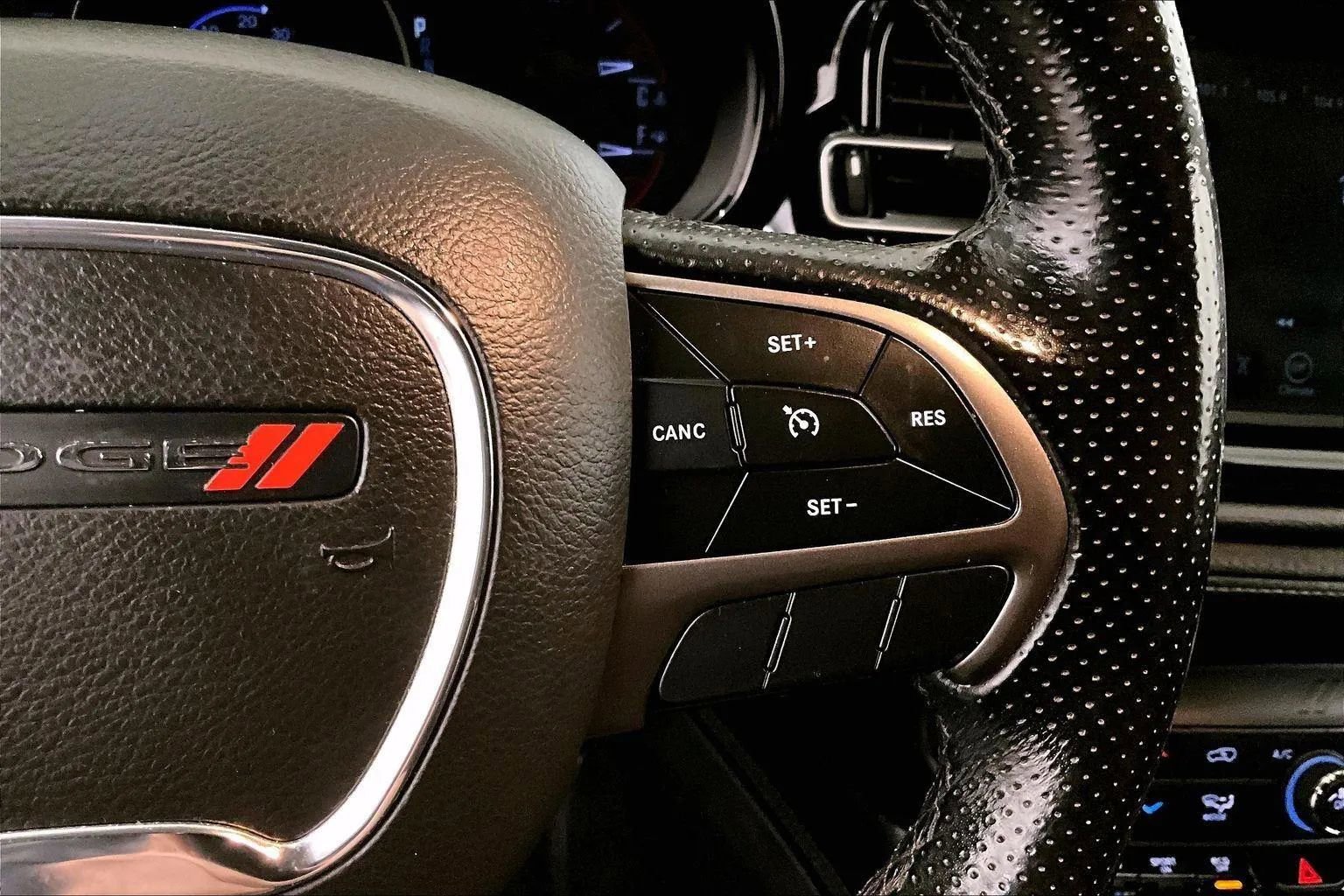 Used 2021 Dodge Durango SXT image 18