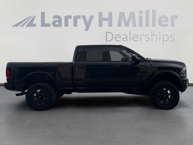 Used 2017 RAM 2500 Big Horn w/ Night Special Edition AWD/4WD image 6