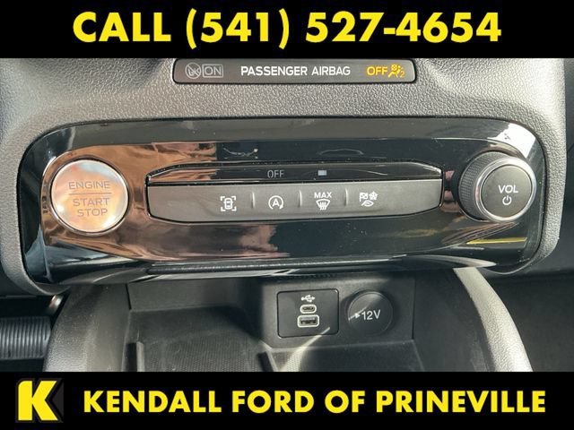 Certified 2025 Ford Escape Platinum AWD/4WD image 29
