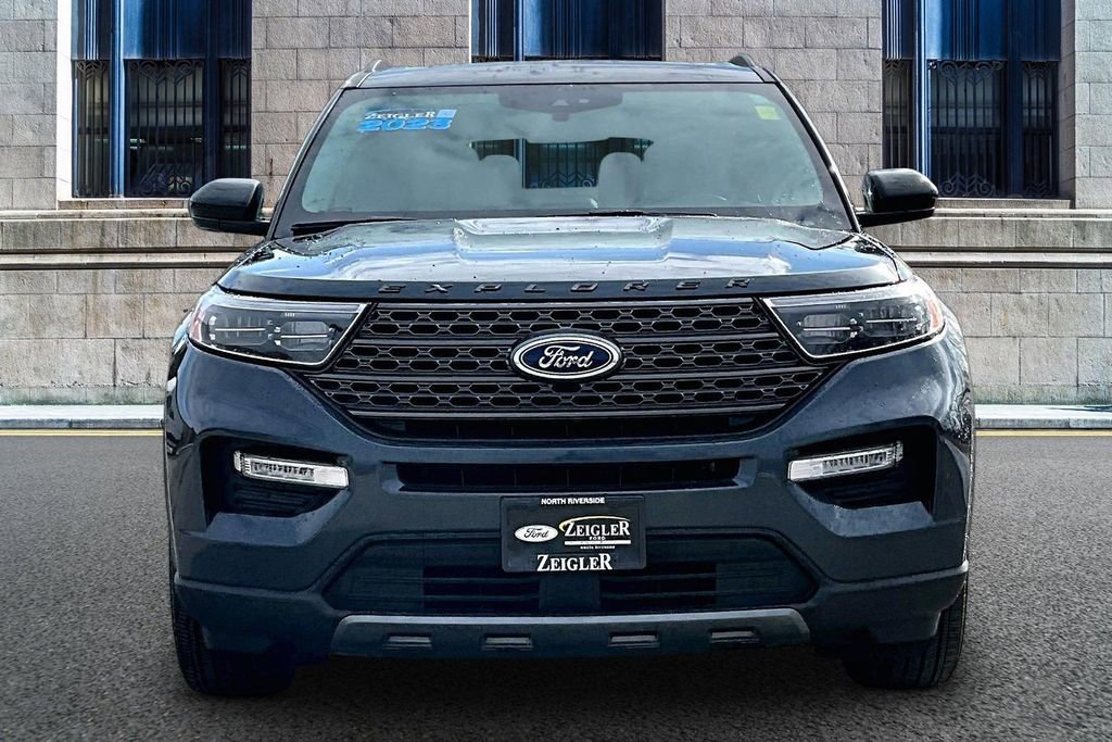 Certified 2023 Ford Explorer XLT w/ Equipment Group 202A image 3