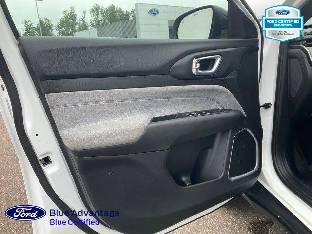 Used 2023 Jeep Compass Sport AWD/4WD image 16