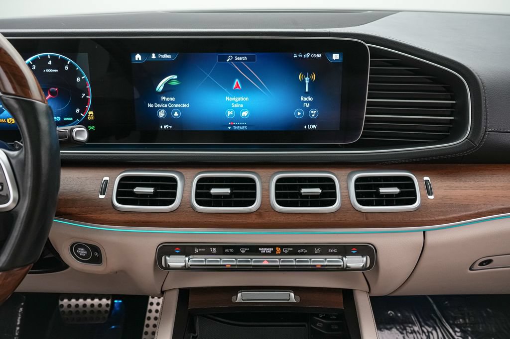 Used 2022 Mercedes-Benz GLS 450 4MATIC image 18
