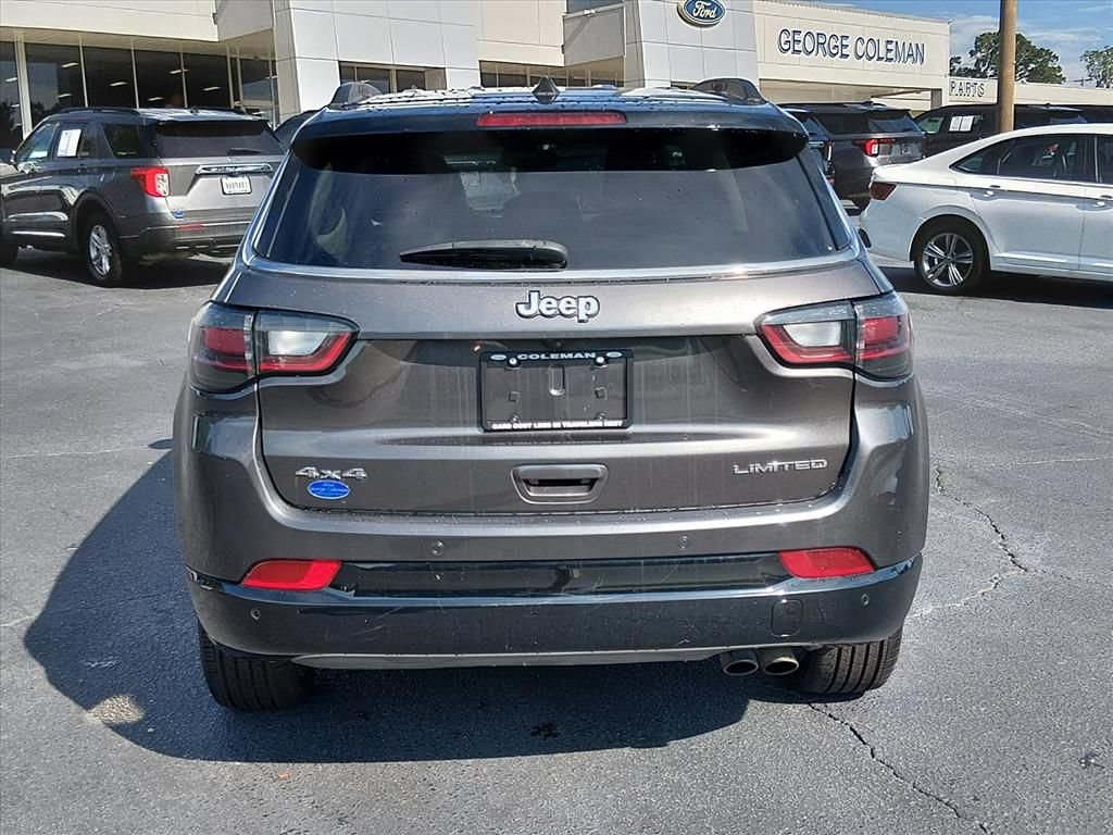 Used 2022 Jeep Compass Limited w/ Elite Group AWD/4WD image 5