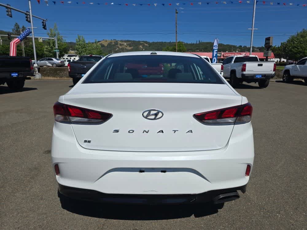 Used 2018 Hyundai Sonata SE FWD image 4