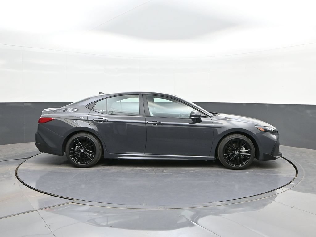 Used 2026 Toyota Camry SE FWD image 22