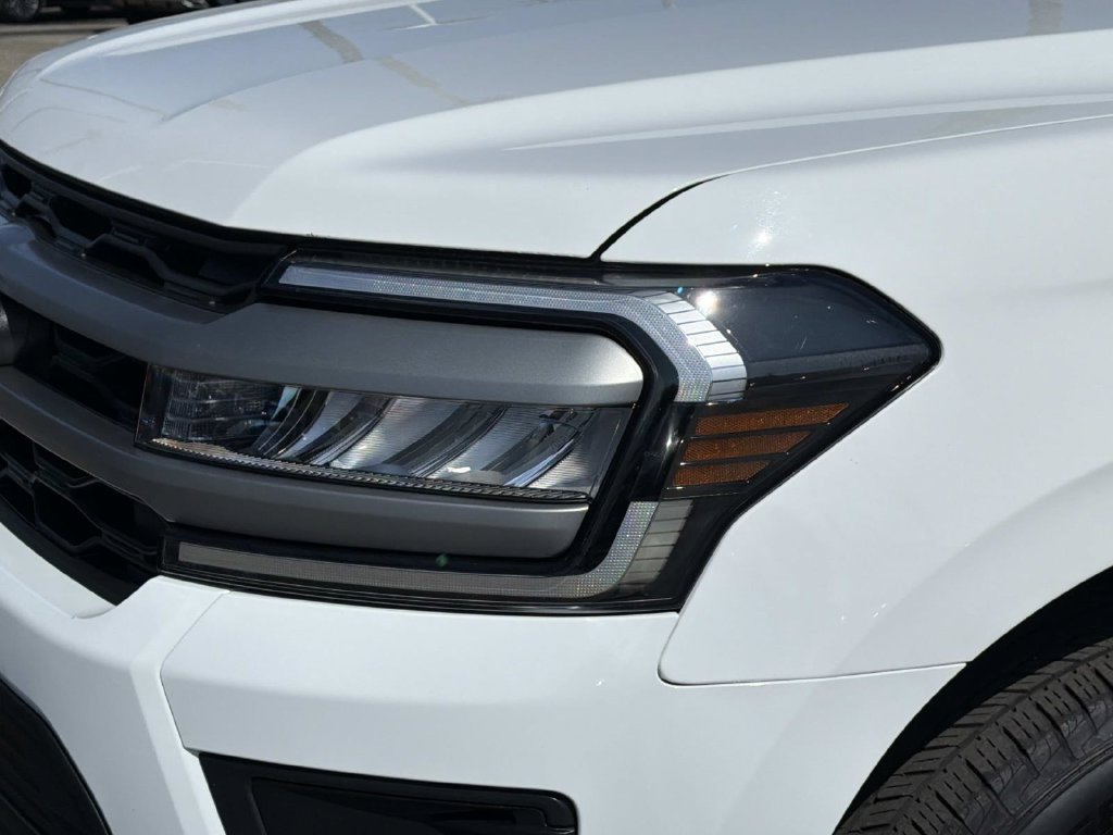 Certified 2024 Ford Expedition Max XLT RWD image 10