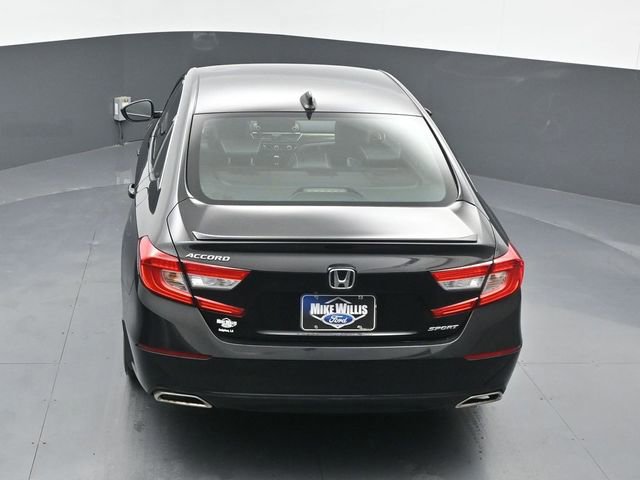 Used 2018 Honda Accord Sport image 11