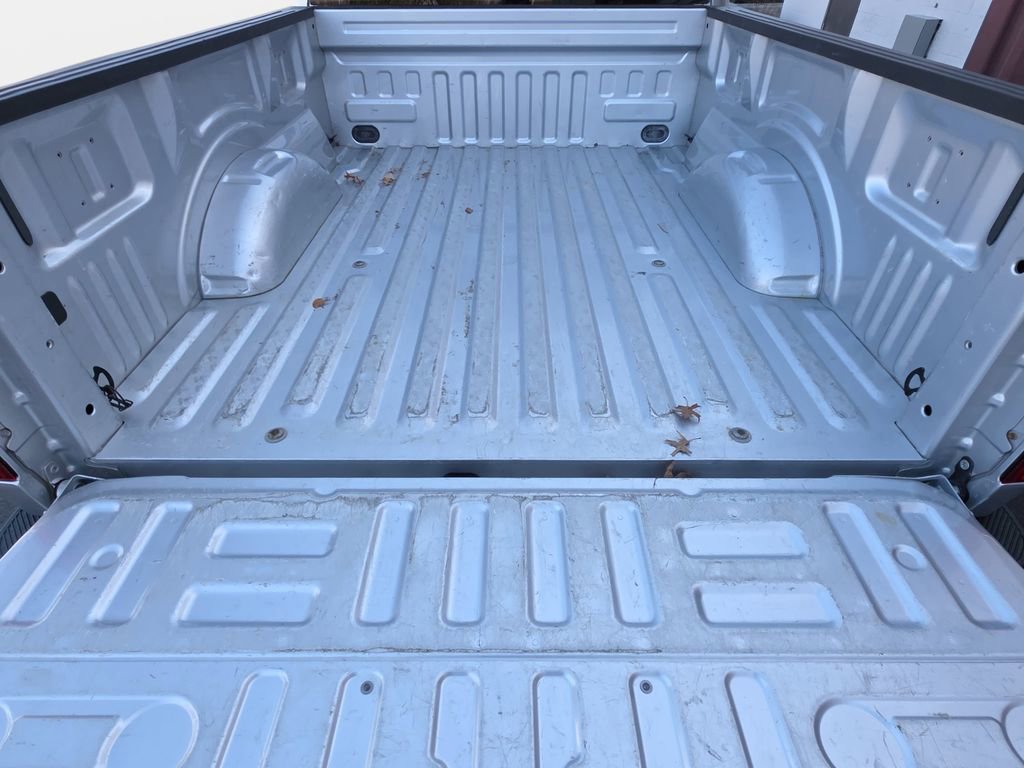 Certified 2017 Ford F150 XLT w/ Equipment Group 301A Mid image 10