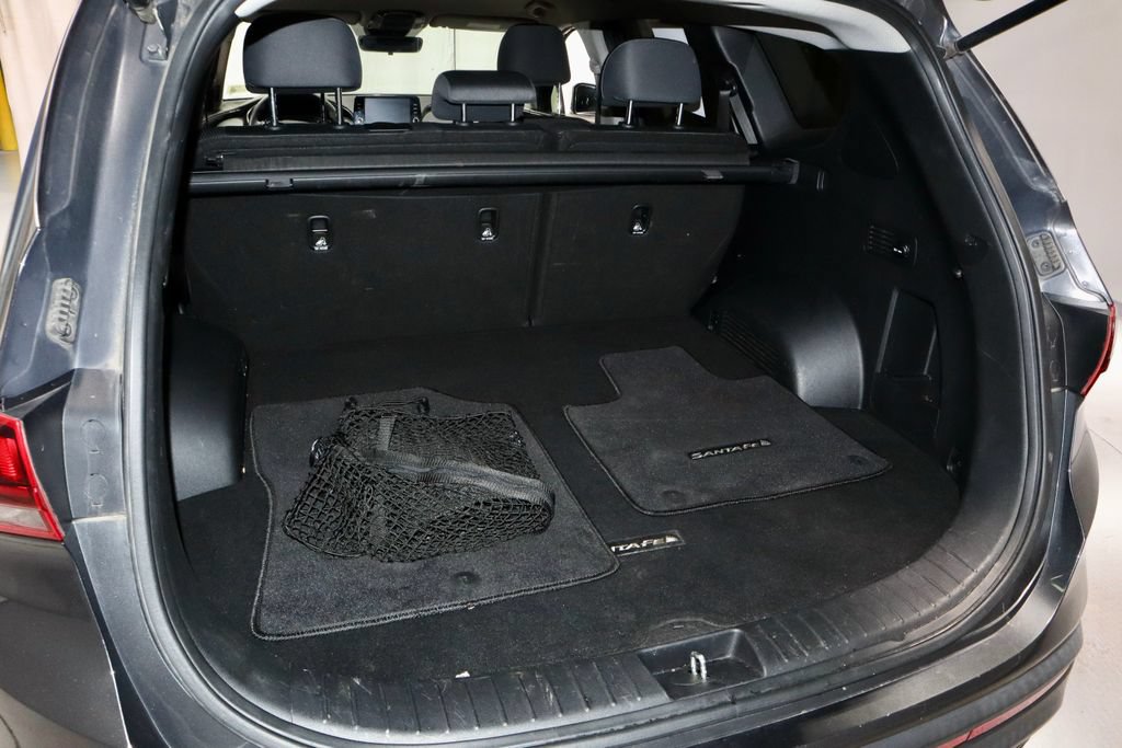 Used 2021 Hyundai Santa Fe SE w/ Cargo Package FWD image 12