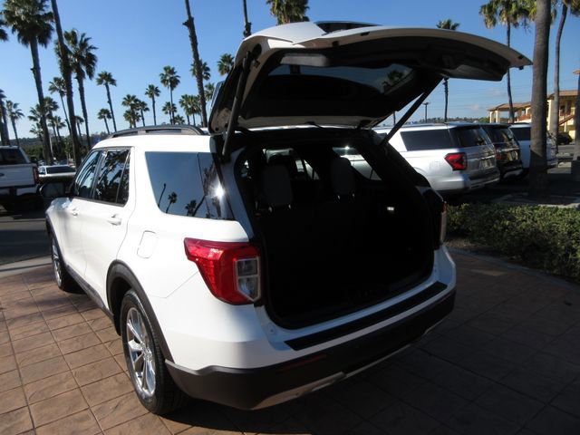 Certified 2020 Ford Explorer XLT w/ Equipment Group 202A image 6