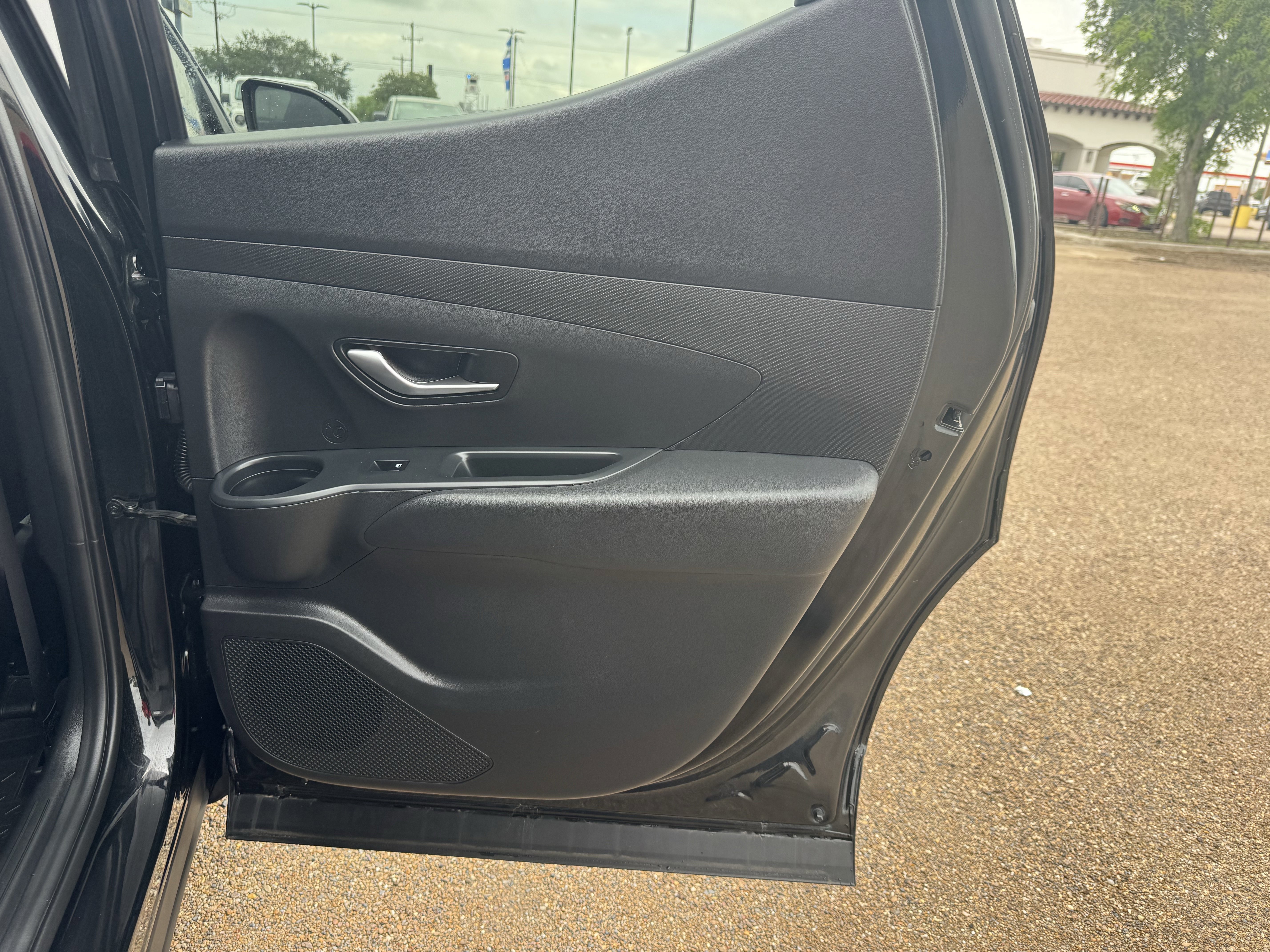 Used 2025 Hyundai Santa Cruz SE FWD image 30