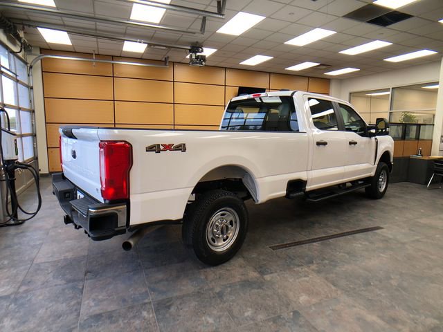 Certified 2023 Ford F350 XL w/ Snow Plow/Camper Package AWD/4WD image 7