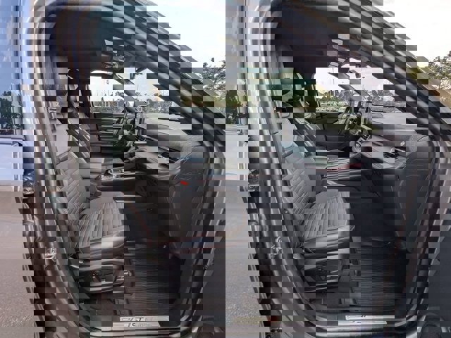 Certified 2025 Ford Explorer ST-Line w/ Premium Package image 40