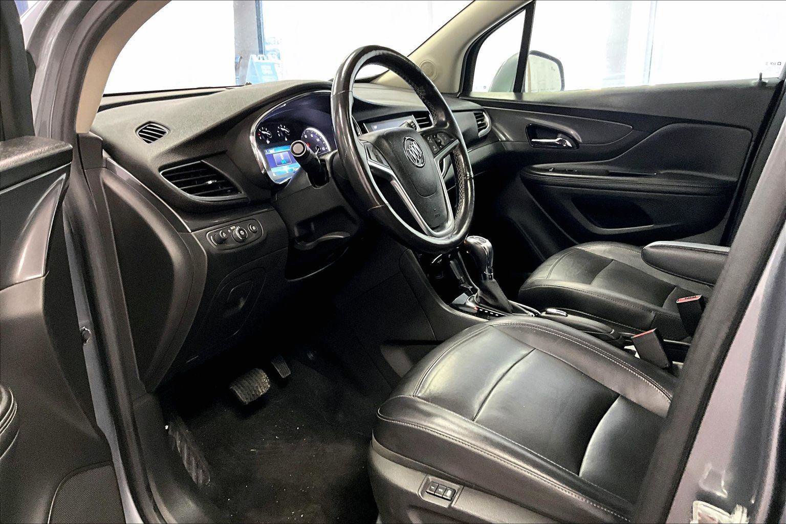 Used 2019 Buick Encore Essence w/ Experience Buick Package image 12