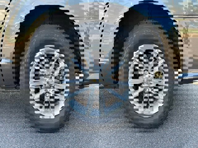 Used 2019 Dodge Grand Caravan SXT image 36