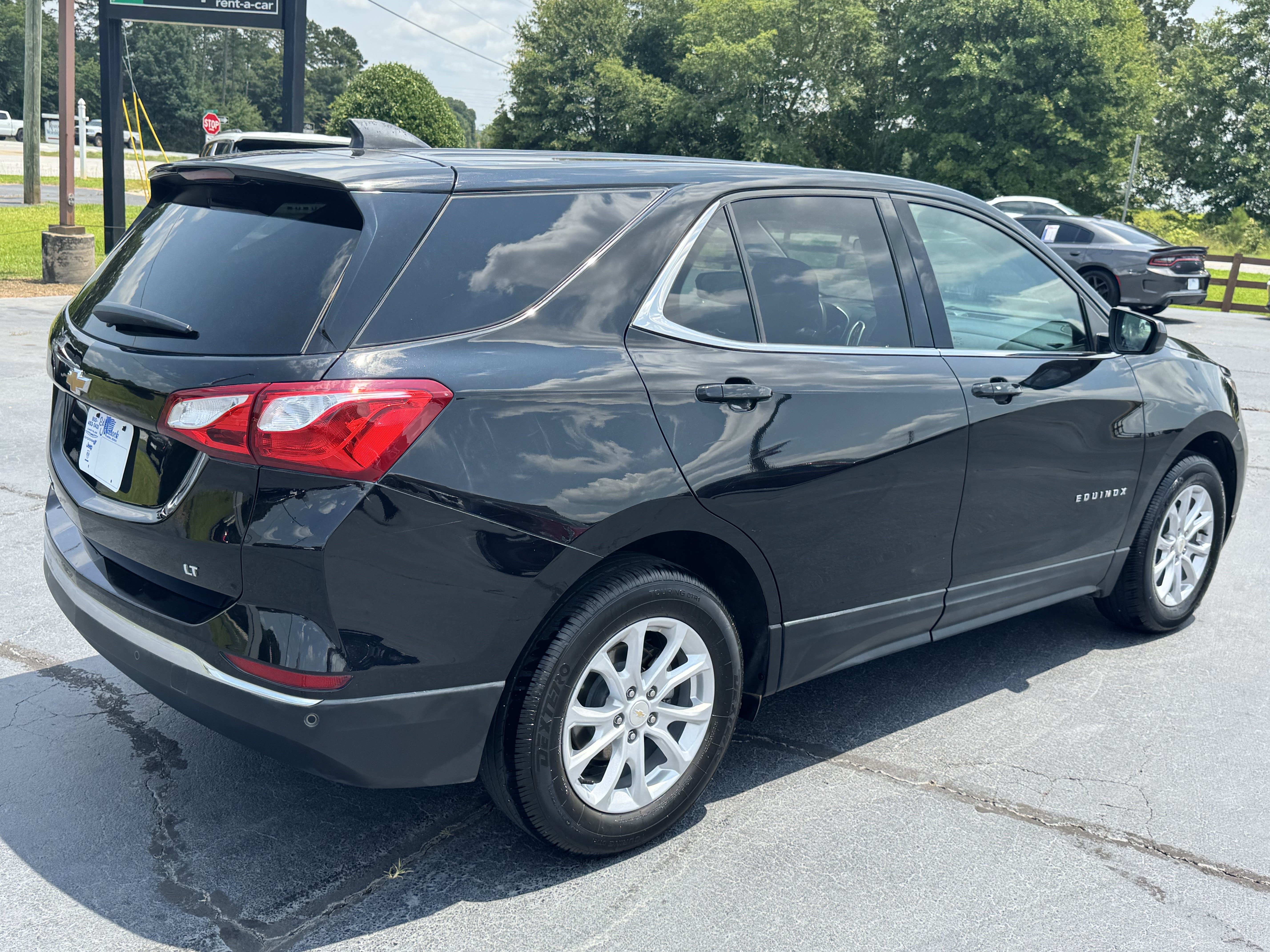 Used 2020 Chevrolet Equinox LT FWD image 5