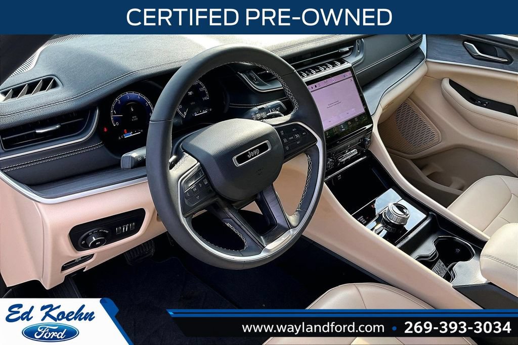 Used 2024 Jeep Grand Cherokee Limited AWD/4WD image 14