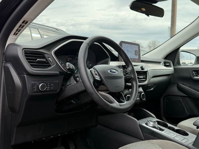 Certified 2022 Ford Escape SE w/ Convenience Package image 17