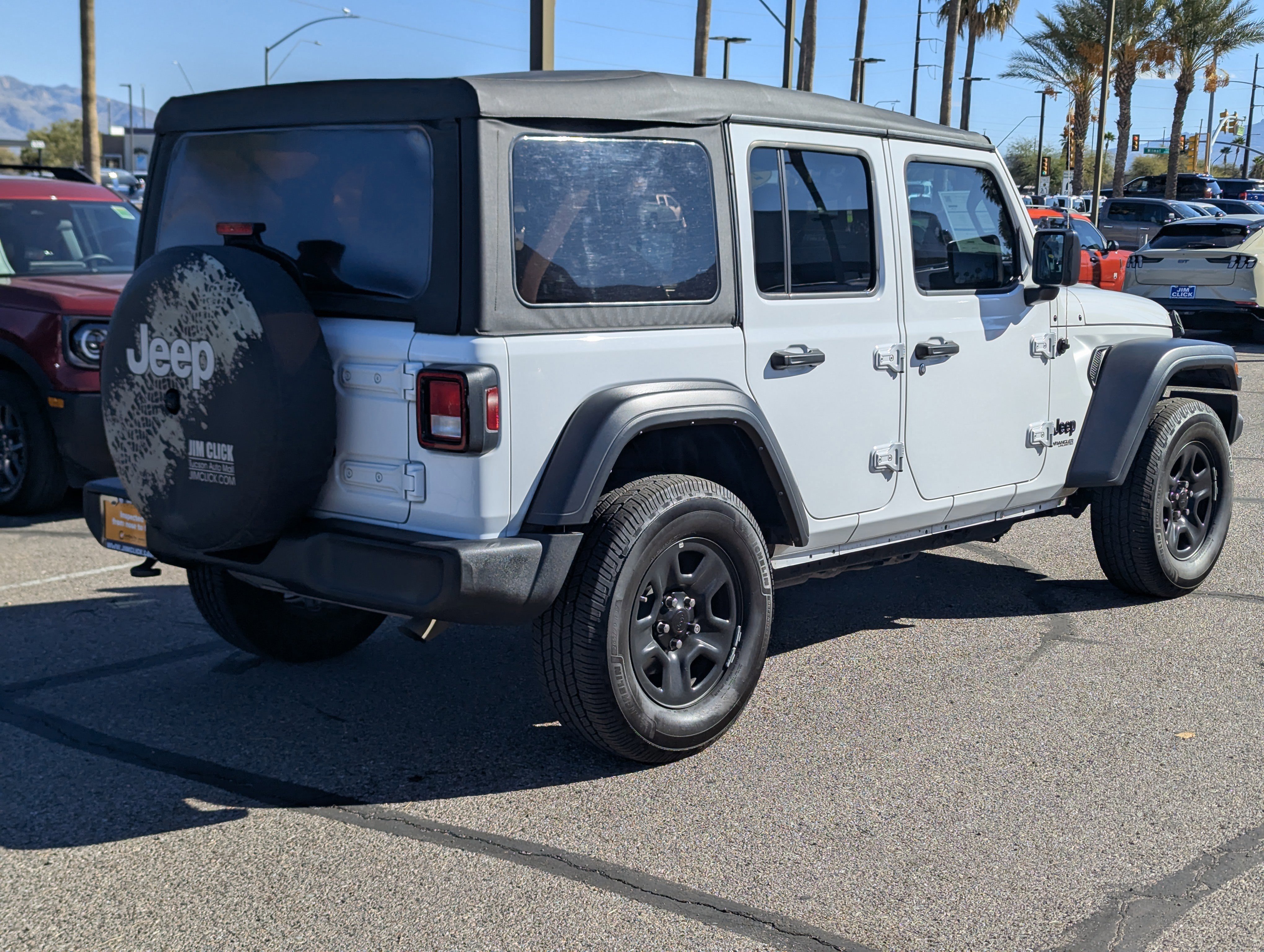 Used 2022 Jeep Wrangler Unlimited Sport image 4