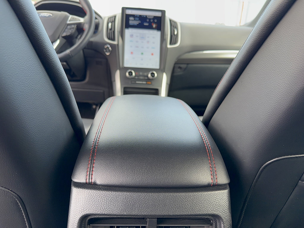 Certified 2024 Ford Edge ST-Line AWD/4WD image 27