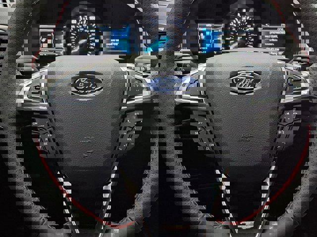 Certified 2024 Ford Edge ST-Line image 17