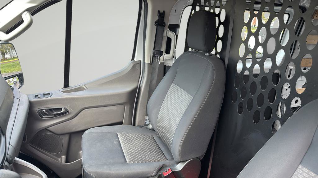 Certified 2025 Ford Transit 250 Low Roof w/ Exterior Upgrade Package RWD image 29