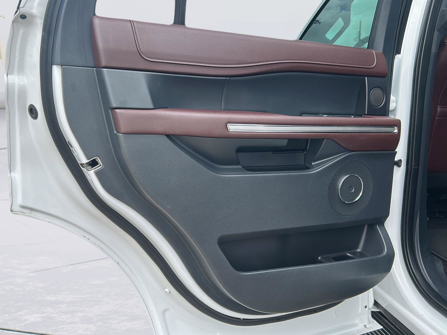 Certified 2022 Ford Expedition Limited AWD/4WD image 25