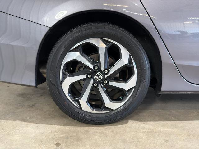 Used 2017 Honda Accord EX image 17