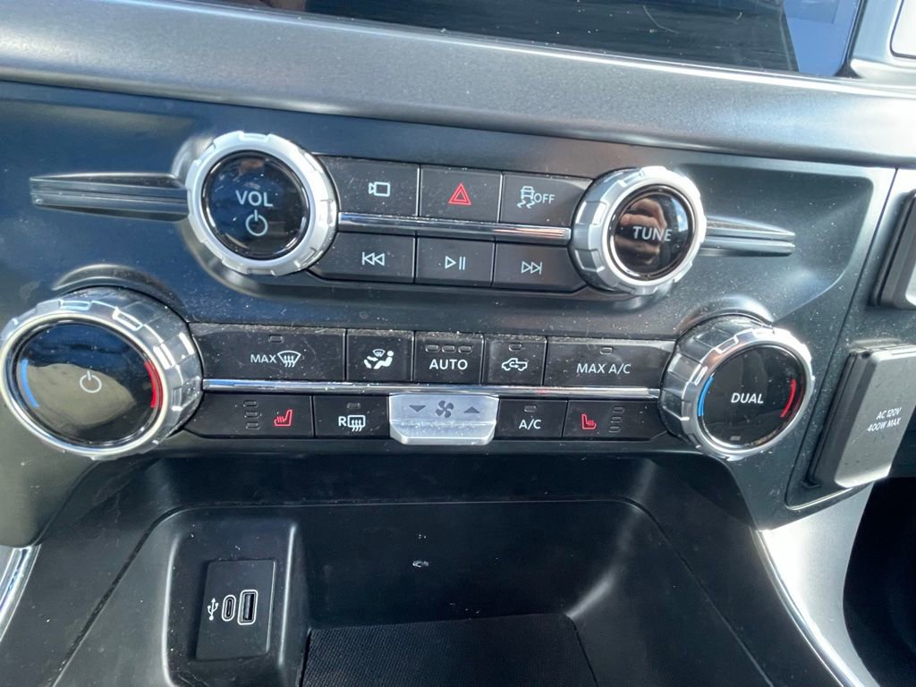 Certified 2025 Ford F150 XLT w/ Equipment Group 302A MID AWD/4WD image 15